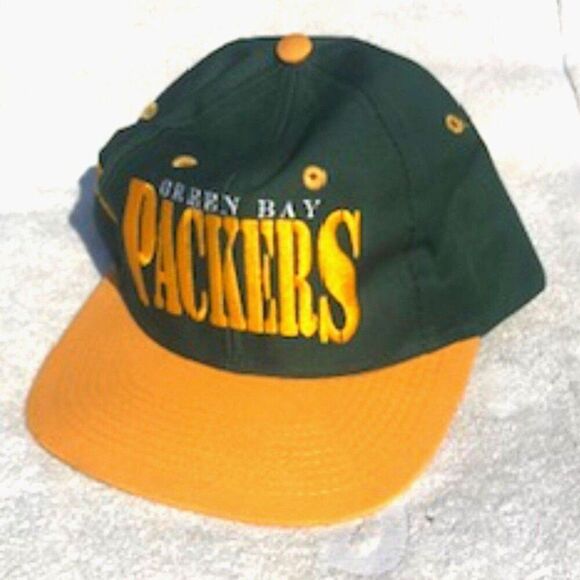 Green Bay Packers . Adjustable Cap - Picture 1 of 4